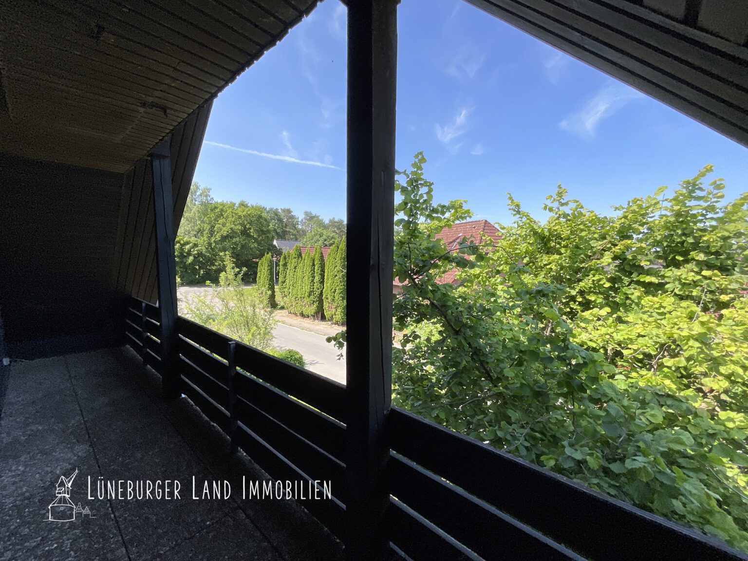 Großer Südwest-Balkon